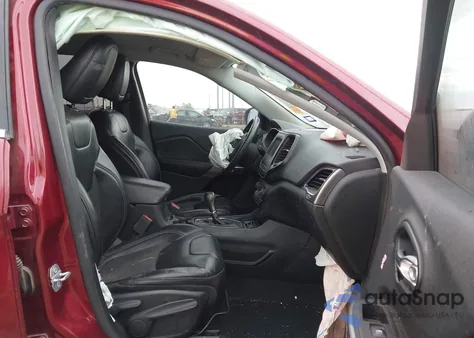 2019 Jeep Cherokee Latitude Plus Fwd z USA, uszkodzony, nr VIN 1C4PJLLB8KD348084